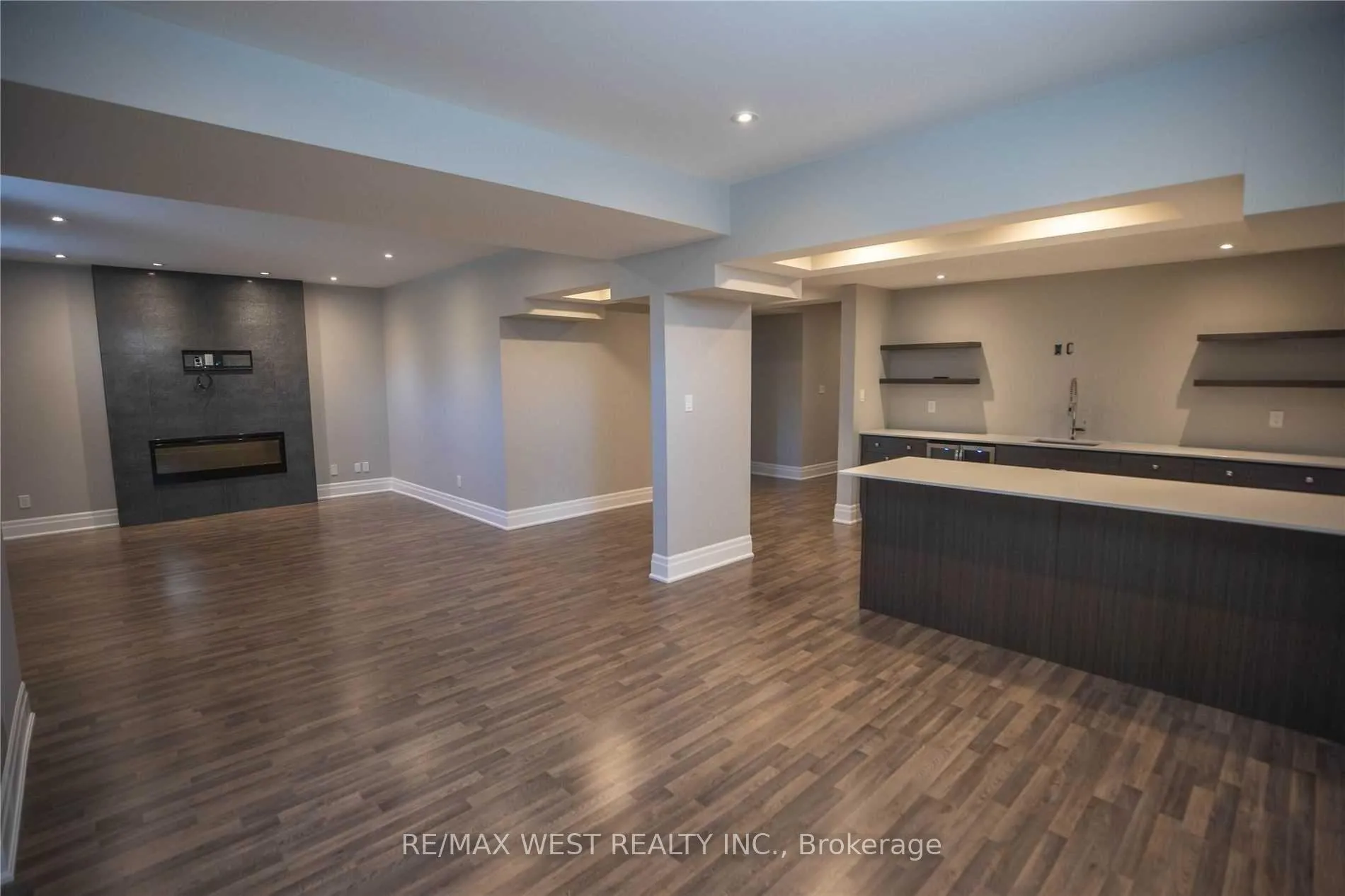 Photo 35 of 1430 Simpkin Road, Innisfil, Lefroy — HOMEH