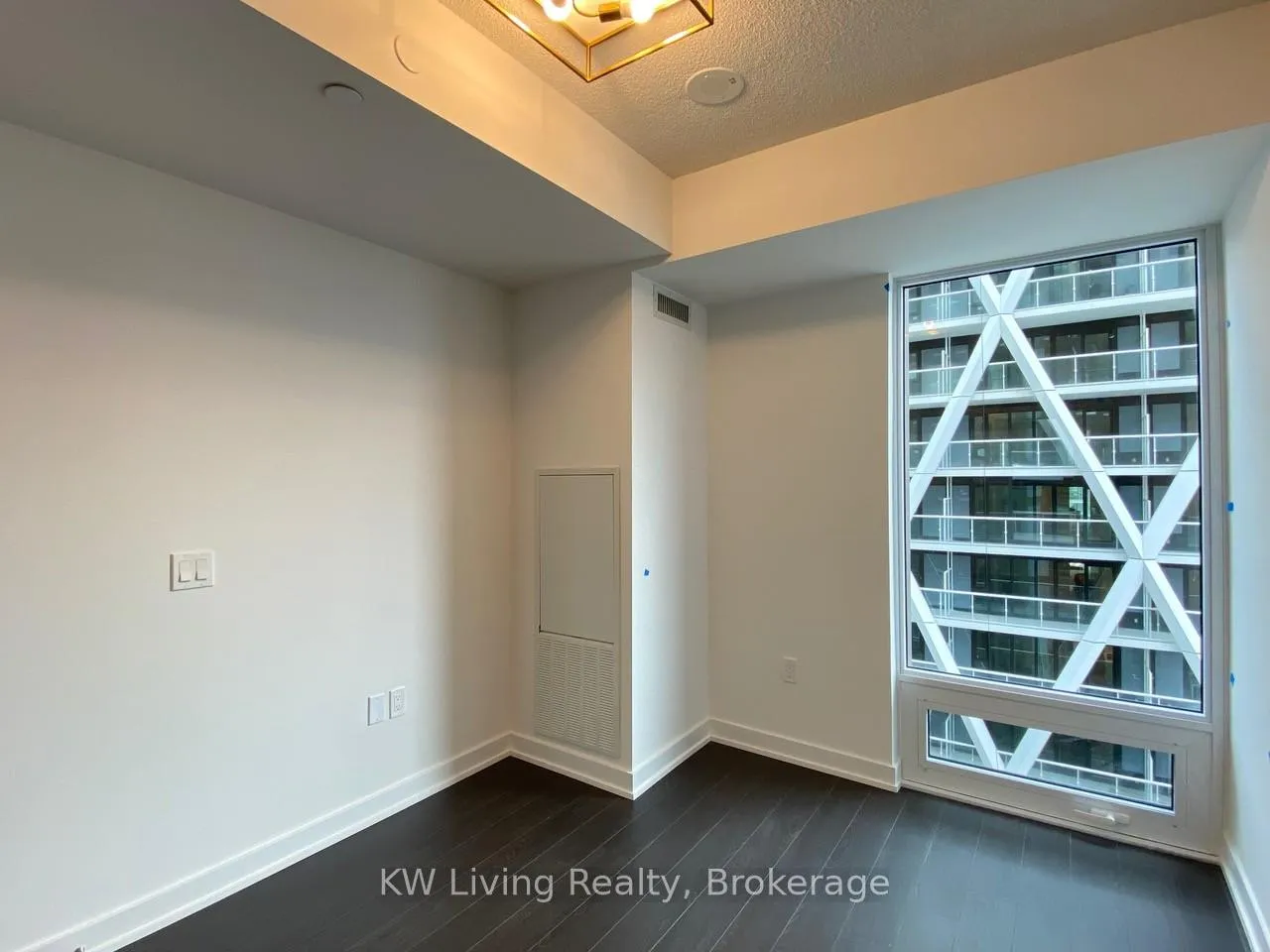 Photo 11 of Unit 2906, 238 Simcoe Street, Toronto, Kensington-Chinatown — HOMEH