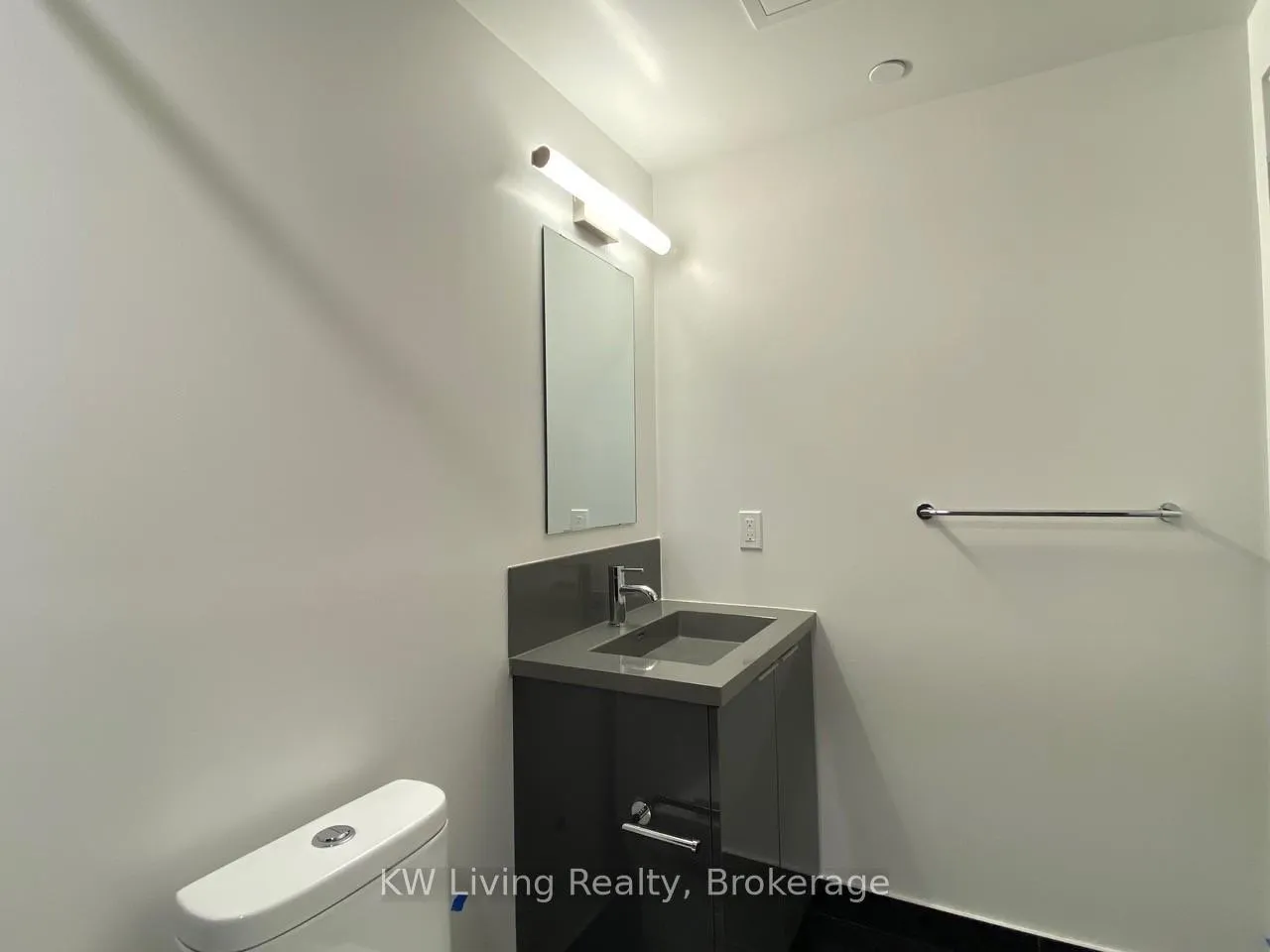 Photo 15 of Unit 2906, 238 Simcoe Street, Toronto, Kensington-Chinatown — HOMEH