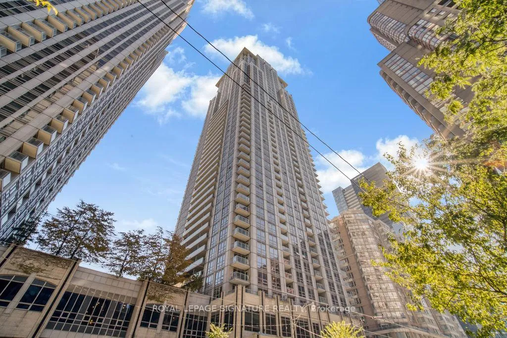 Photo 3 of Unit 1914, 761 Bay Street, Toronto, Bay Street Corridor — HOMEH
