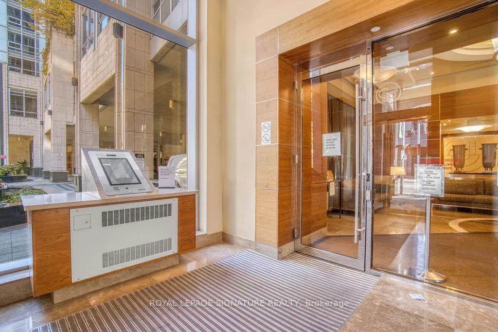 Photo 7 of Unit 1914, 761 Bay Street, Toronto, Bay Street Corridor — HOMEH