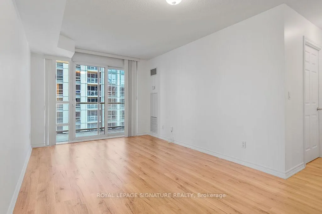 Photo 17 of Unit 1914, 761 Bay Street, Toronto, Bay Street Corridor — HOMEH