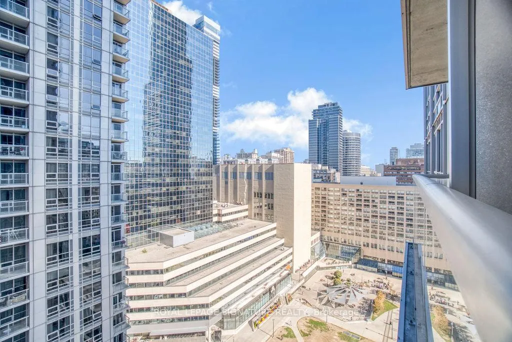 Photo 34 of Unit 1914, 761 Bay Street, Toronto, Bay Street Corridor — HOMEH