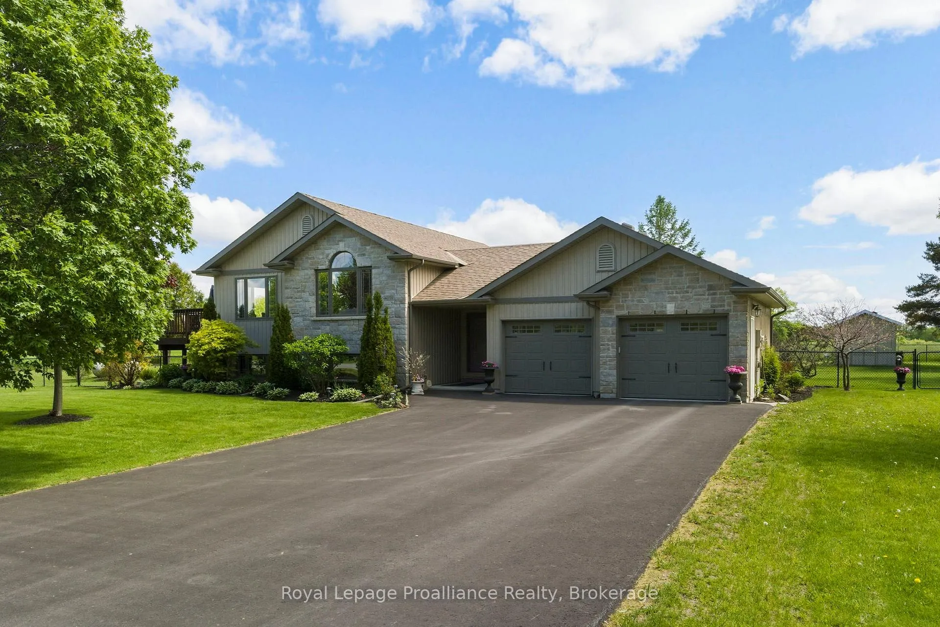 Photo 2 of 561 Stacey Road, Quinte West, Murray Ward — HOMEH