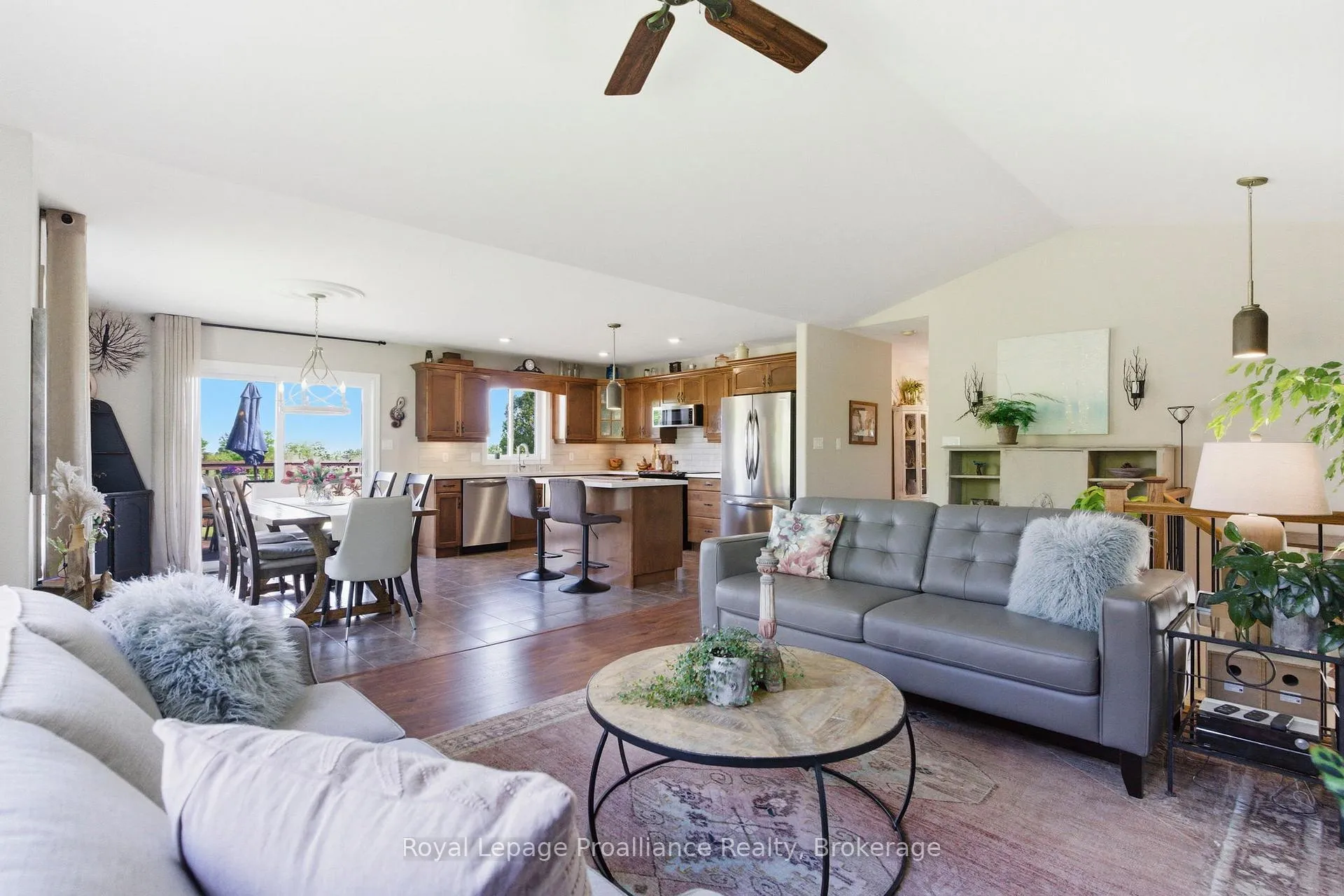 Photo 6 of 561 Stacey Road, Quinte West, Murray Ward — HOMEH