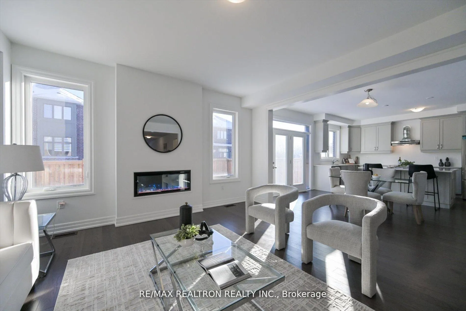 Photo 12 of 2858 Foxden Square, Pickering, Rural Pickering — HOMEH