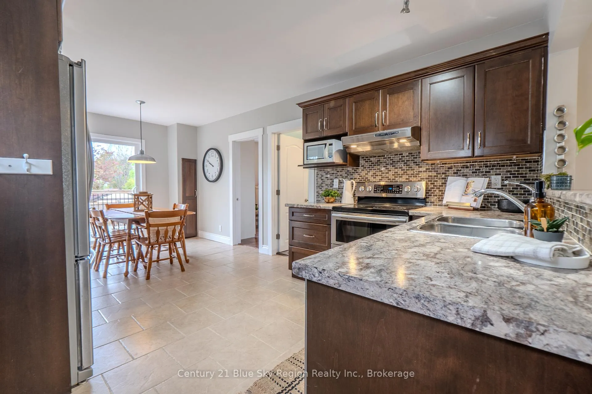 Photo 10 of 15 Pollard Avenue, North Bay, Ferris — HOMEH