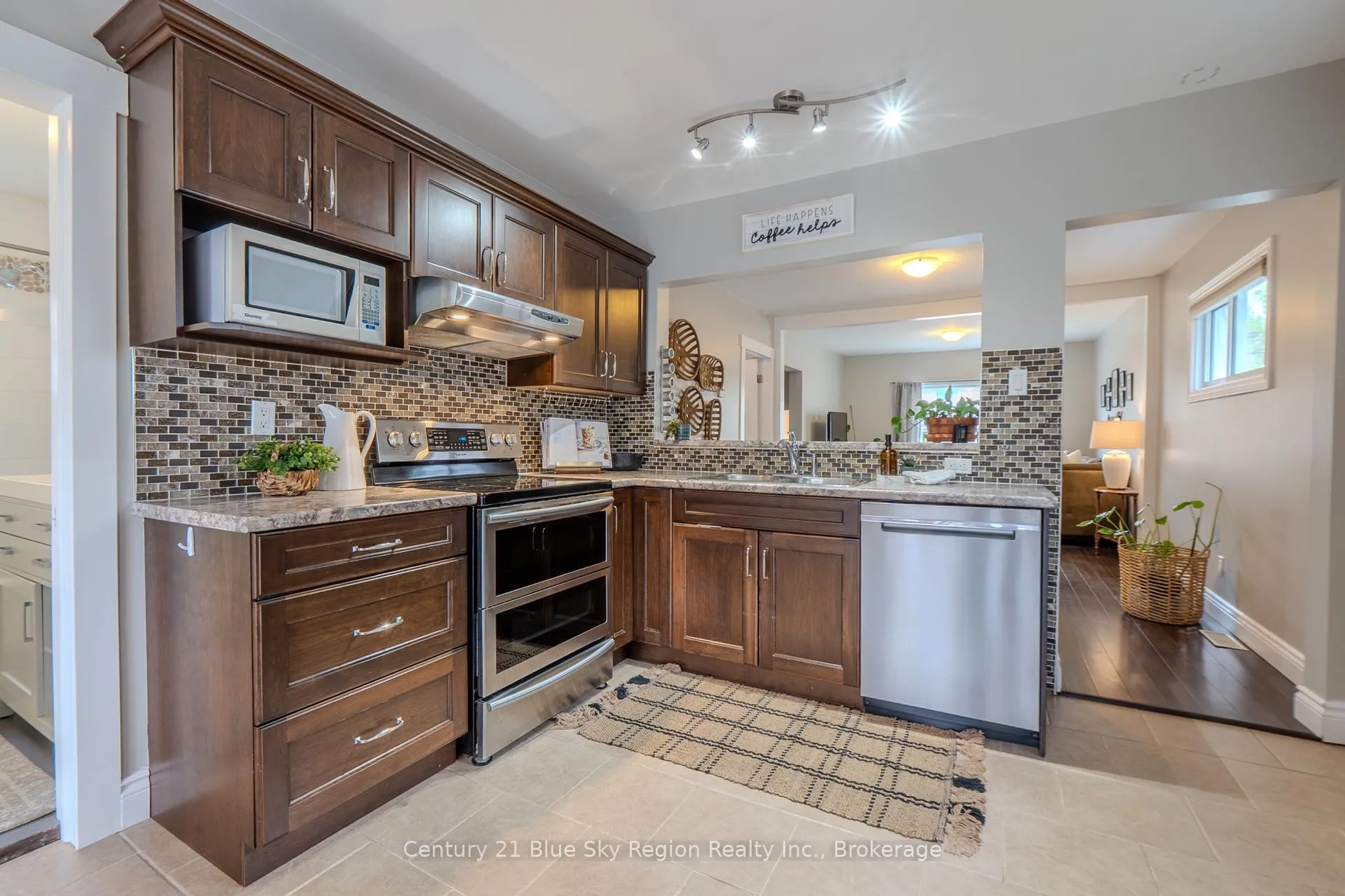 Photo 12 of 15 Pollard Avenue, North Bay, Ferris — HOMEH