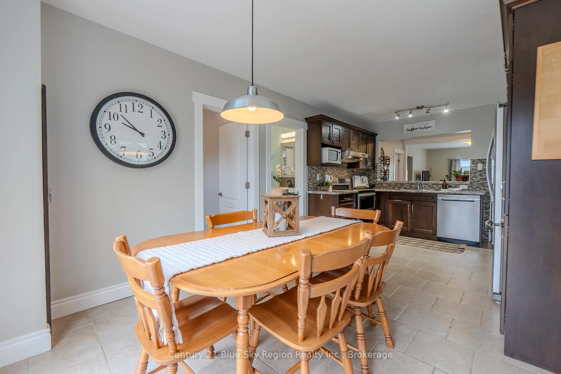 Photo 16 of 15 Pollard Avenue, North Bay, Ferris — HOMEH