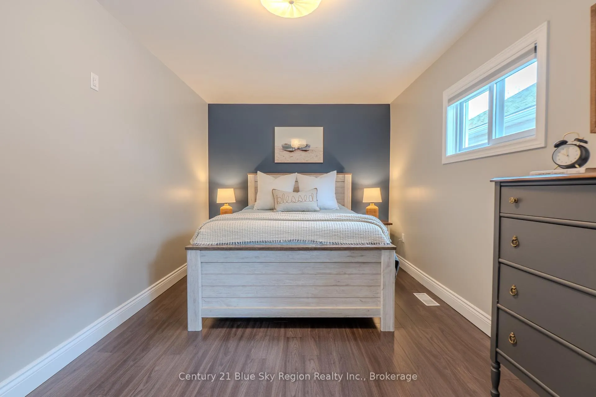 Photo 20 of 15 Pollard Avenue, North Bay, Ferris — HOMEH