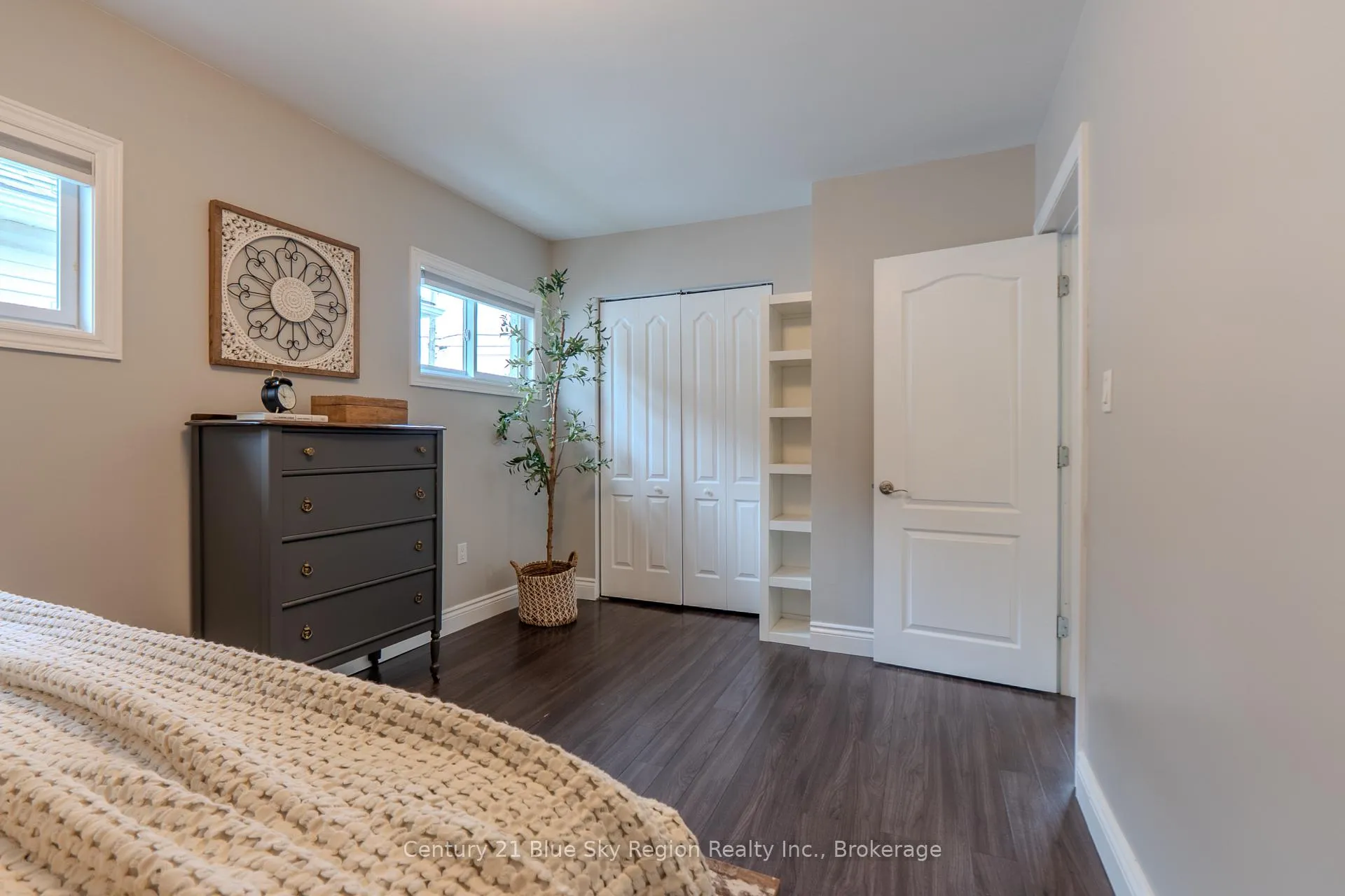 Photo 21 of 15 Pollard Avenue, North Bay, Ferris — HOMEH