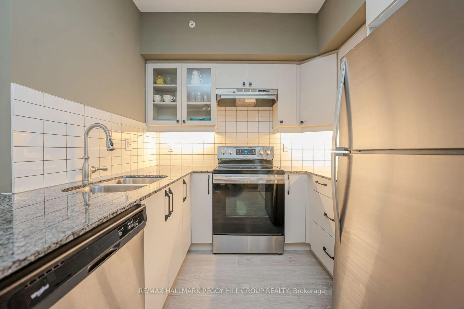 Photo 2 of Unit 112, 54 Koda Street, Barrie, Rural Barrie Southwest — HOMEH