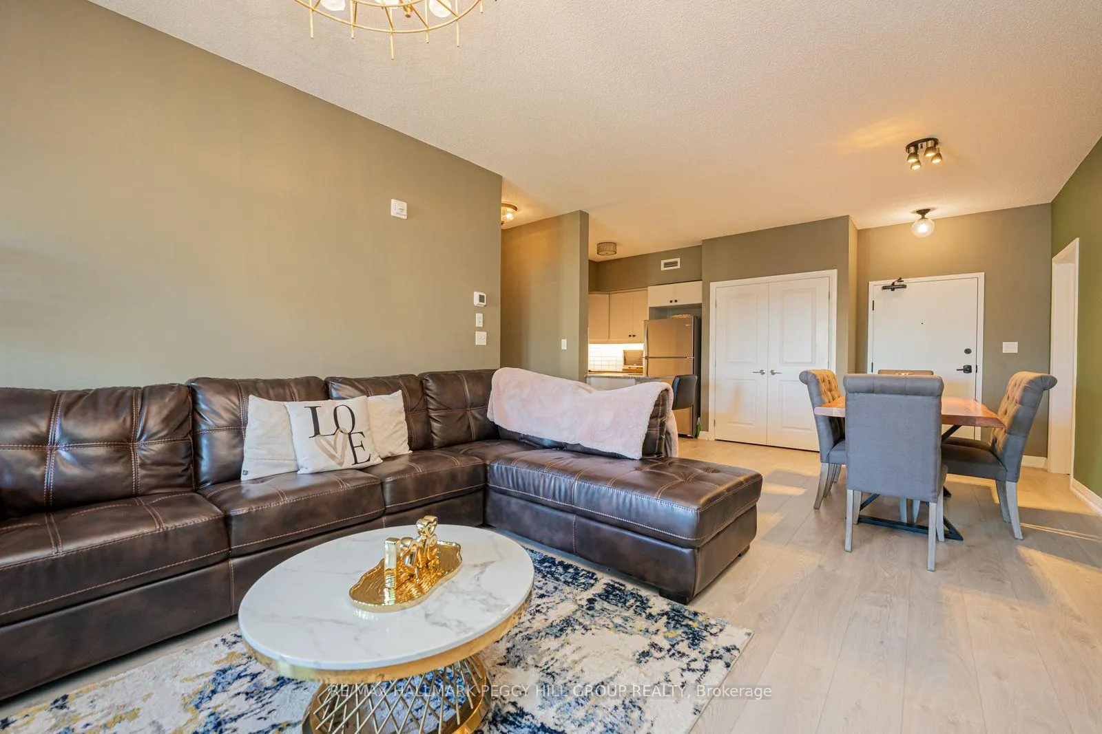 Photo 4 of Unit 112, 54 Koda Street, Barrie, Rural Barrie Southwest — HOMEH