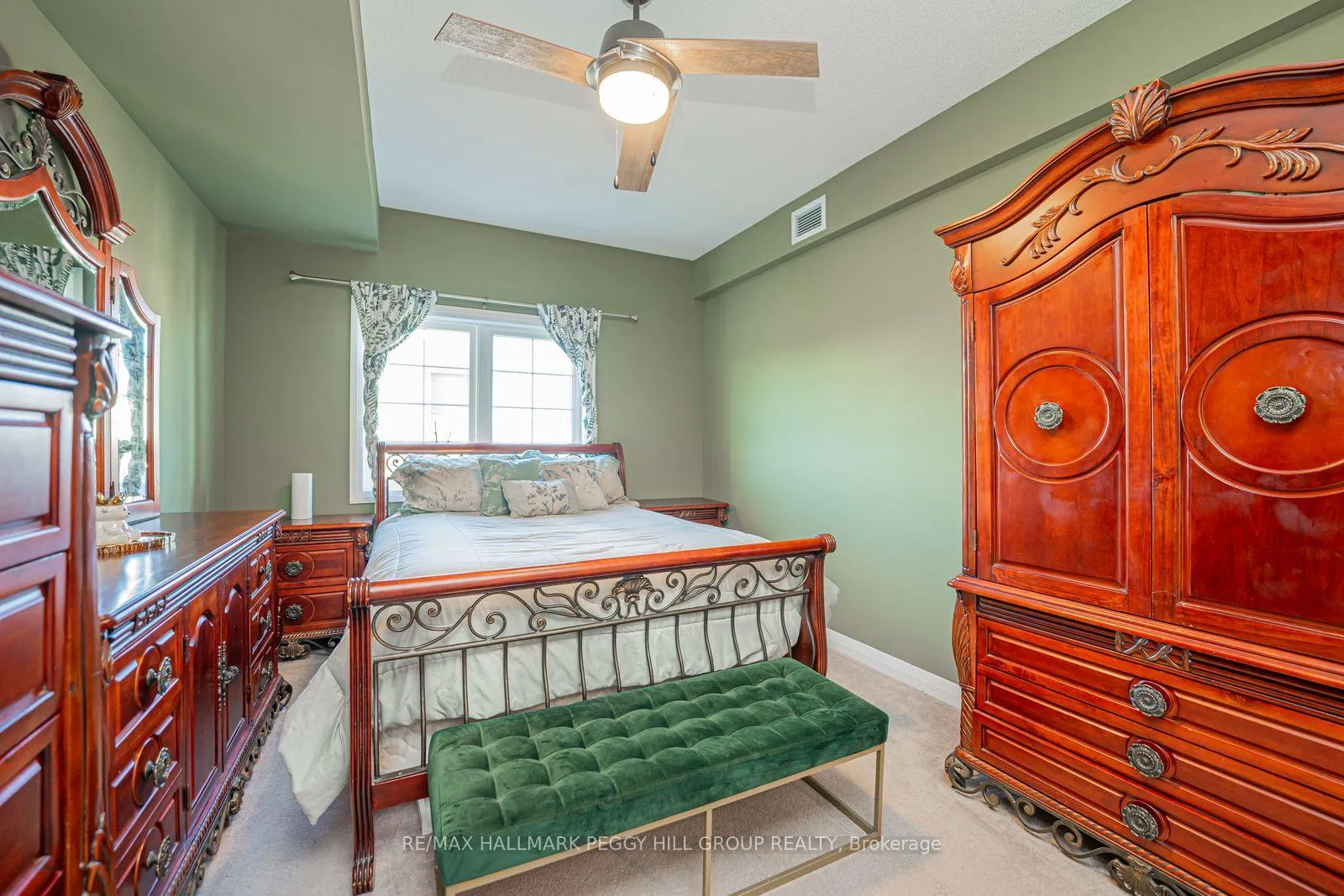 Photo 9 of Unit 112, 54 Koda Street, Barrie, Rural Barrie Southwest — HOMEH