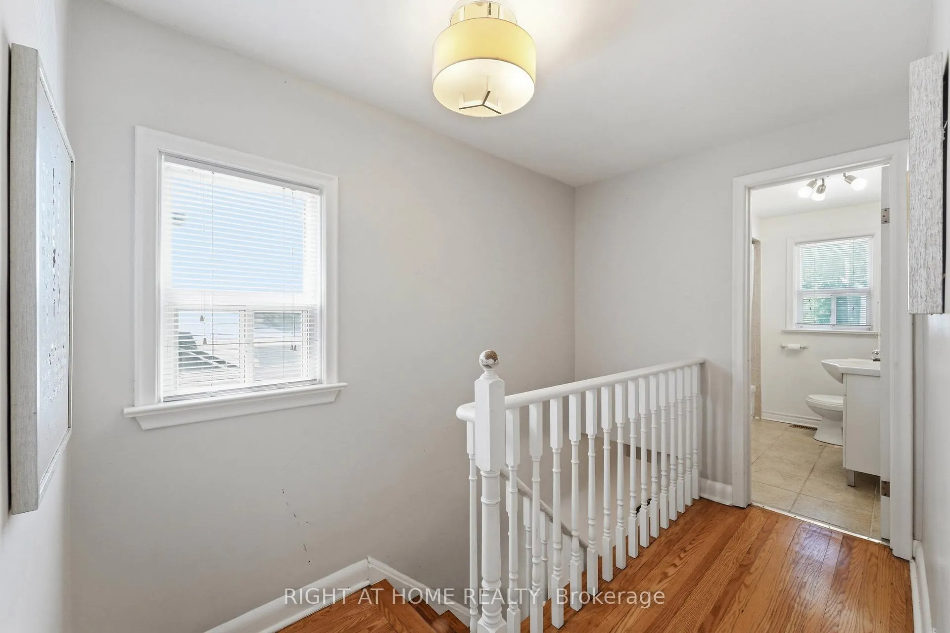 Photo 19 of 615 Pharmacy Avenue, Scarborough, Clairlea-Birchmount — HOMEH