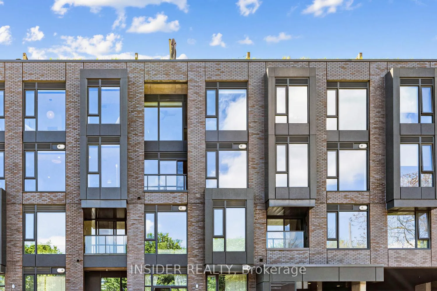 Photo 2 of Unit 303, 35 Wabash Avenue, Toronto, Roncesvalles — HOMEH