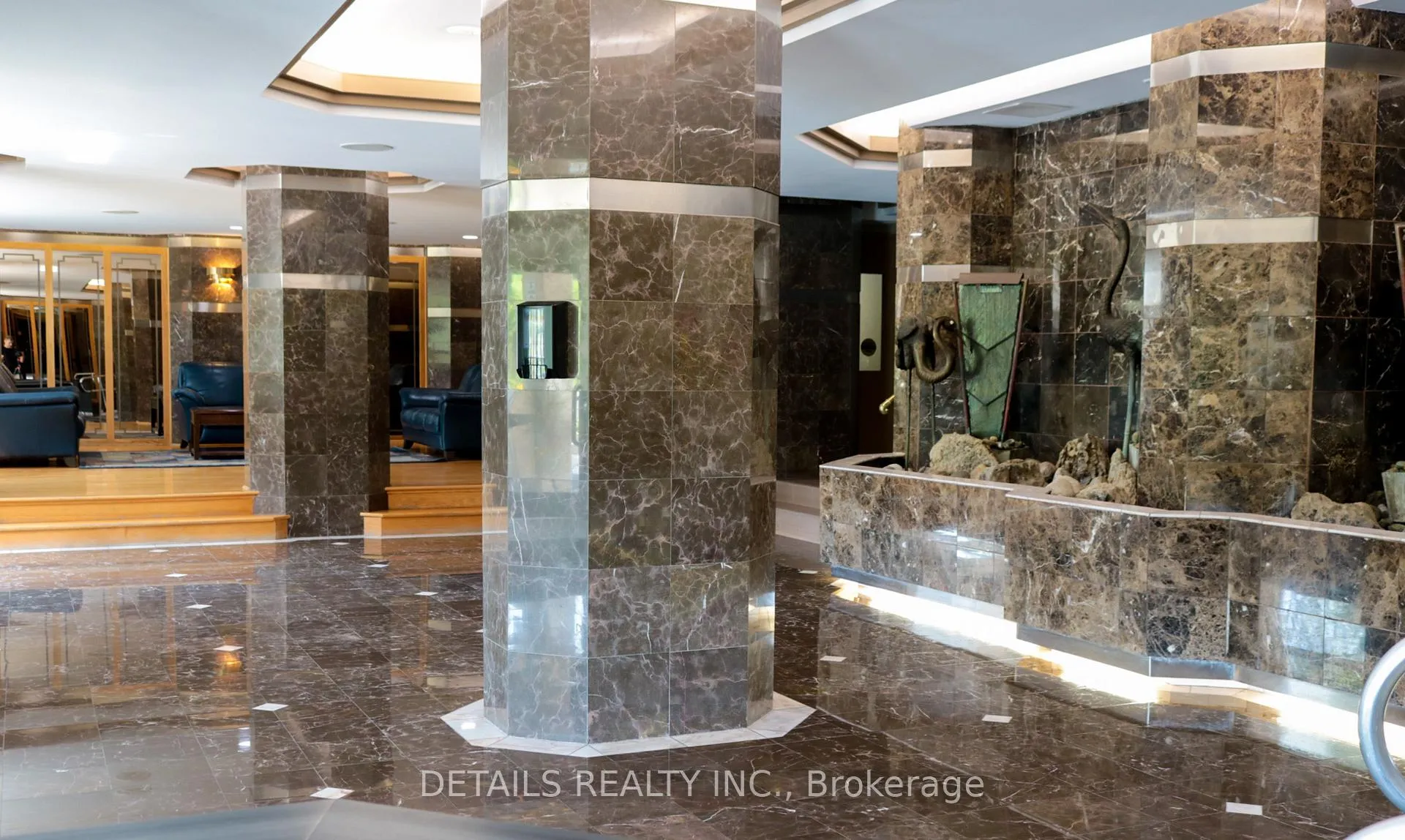 Photo 2 of Unit 1009, 2760 Carousel Crescent, Ottawa, Emerald Woods/Sawmill Creek — HOMEH