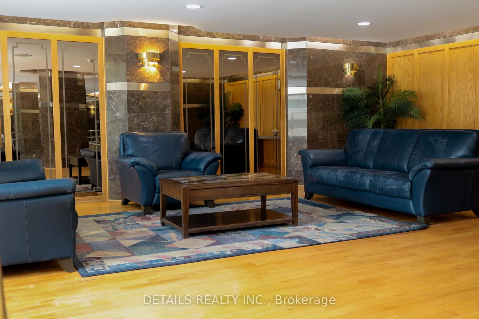 Photo 3 of Unit 1009, 2760 Carousel Crescent, Ottawa, Emerald Woods/Sawmill Creek — HOMEH