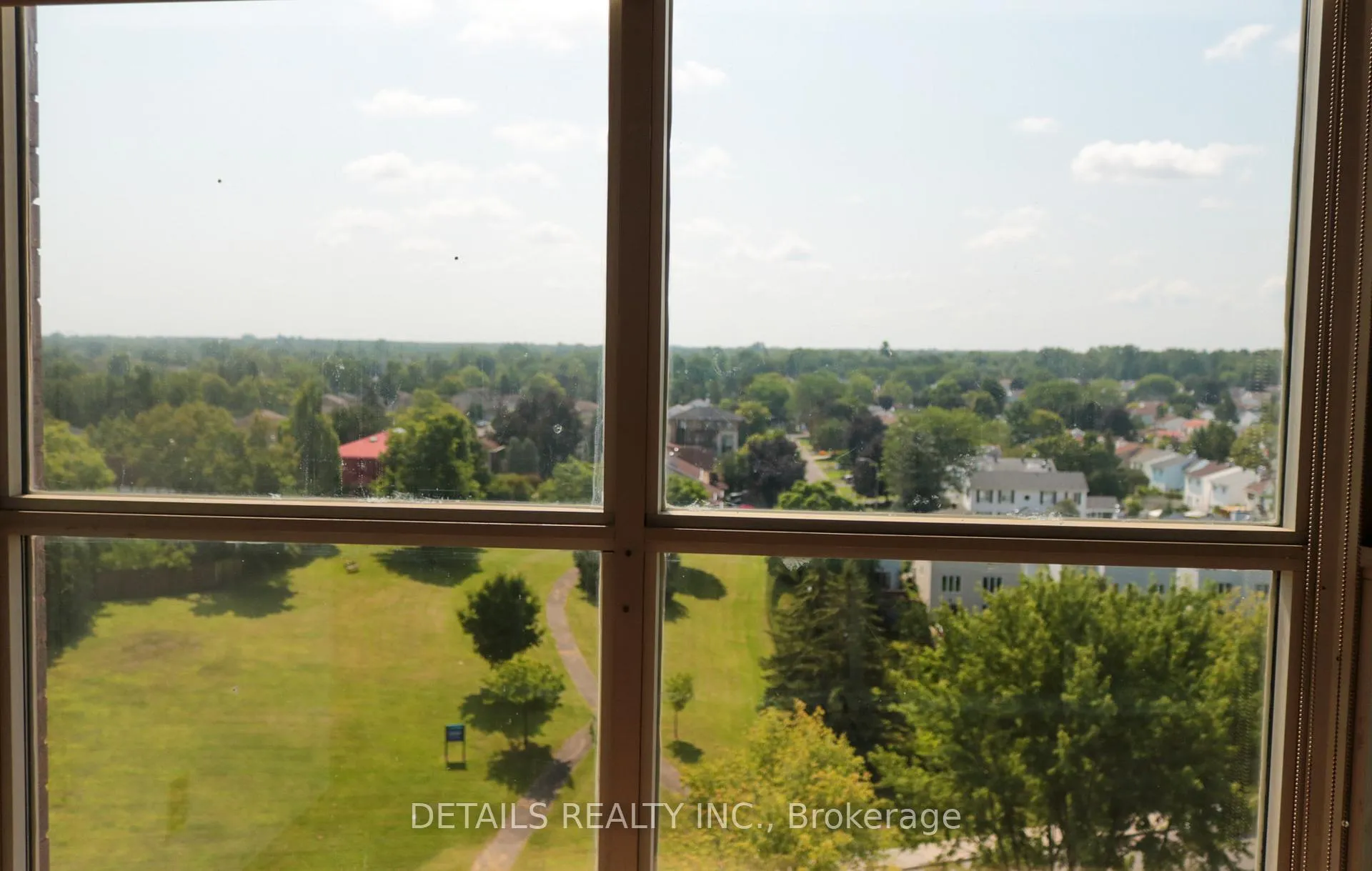 Photo 10 of Unit 1009, 2760 Carousel Crescent, Ottawa, Emerald Woods/Sawmill Creek — HOMEH