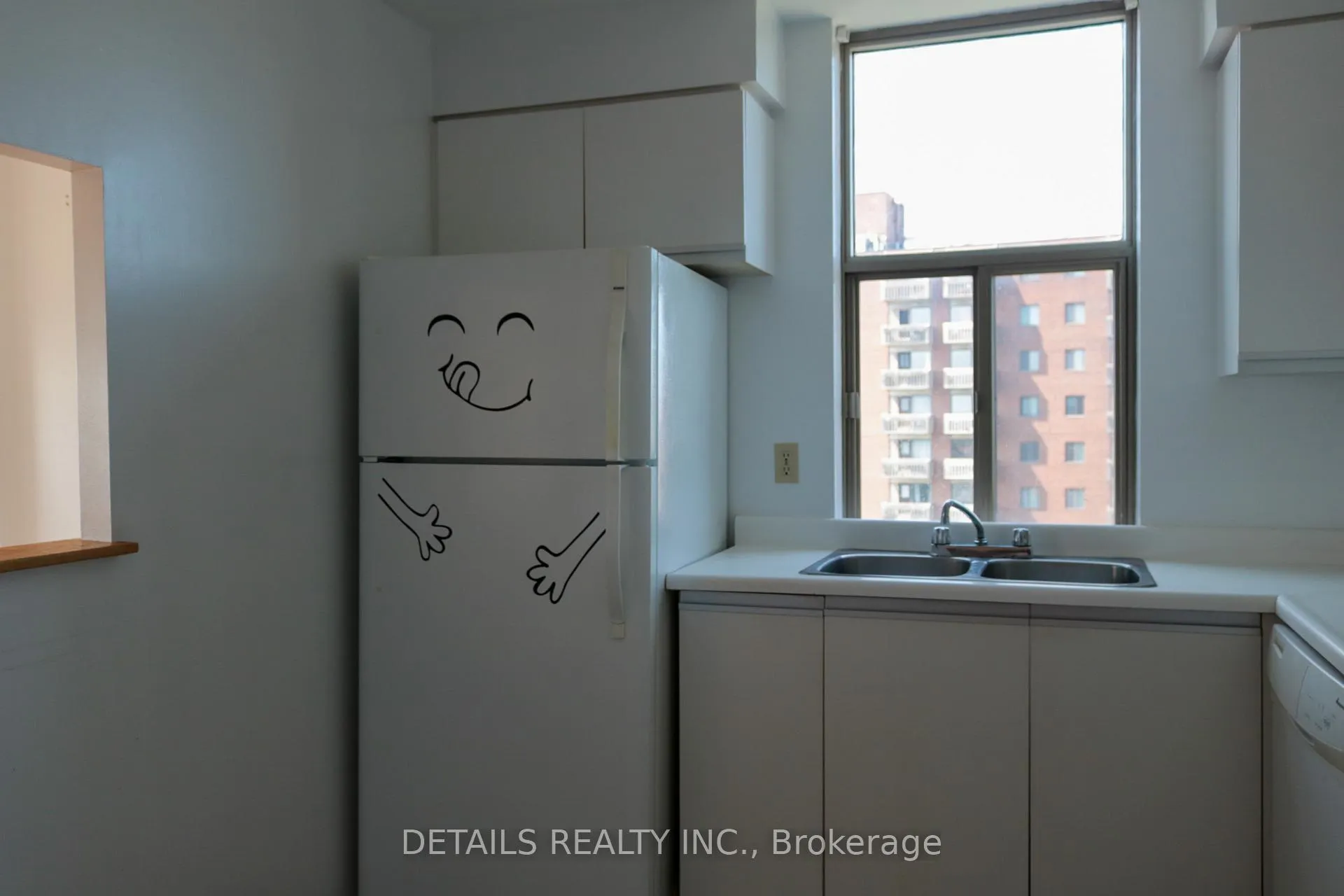 Photo 13 of Unit 1009, 2760 Carousel Crescent, Ottawa, Emerald Woods/Sawmill Creek — HOMEH