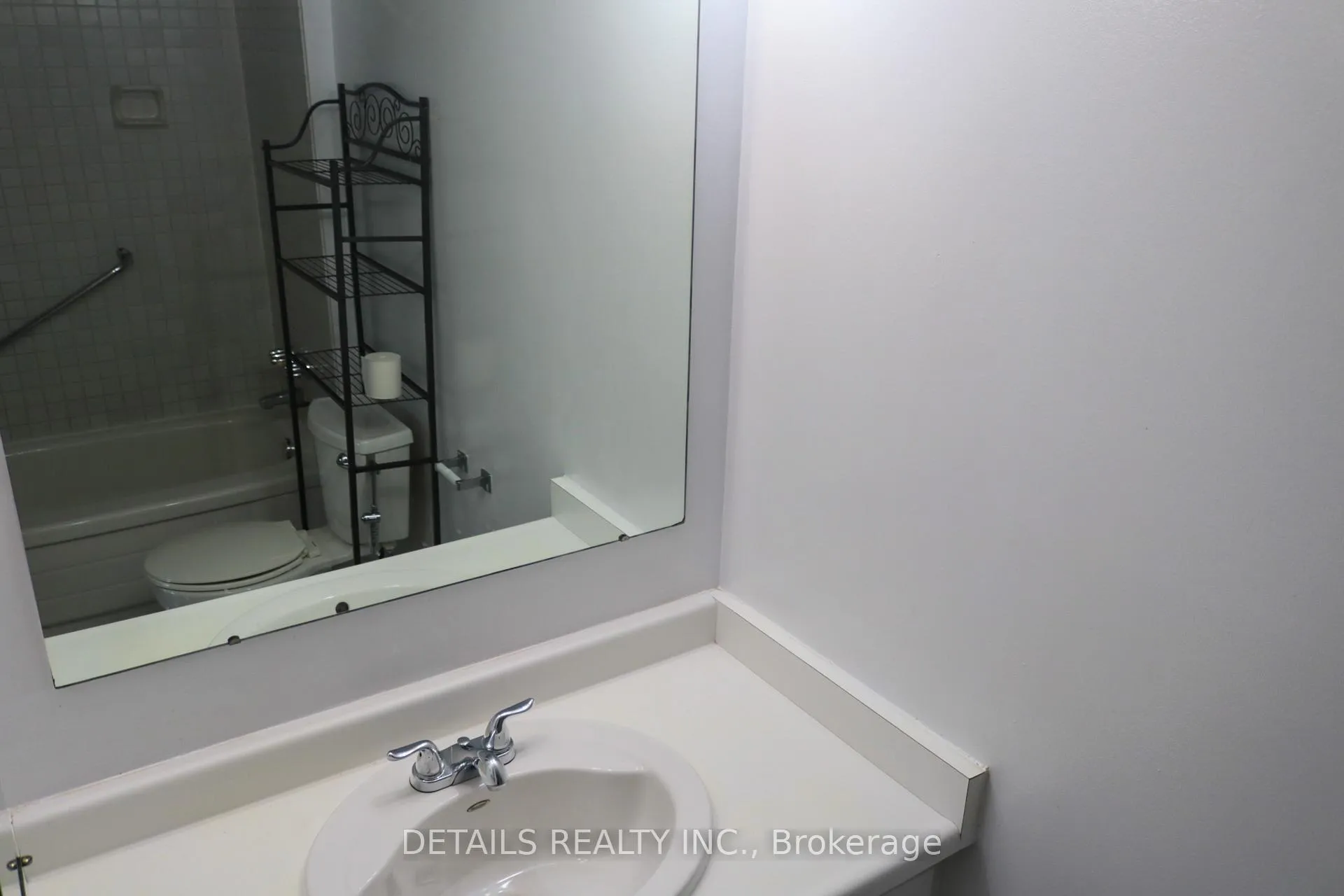 Photo 23 of Unit 1009, 2760 Carousel Crescent, Ottawa, Emerald Woods/Sawmill Creek — HOMEH