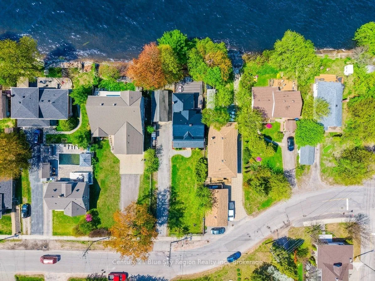 Photo 2 of 935 Leask Avenue, North Bay, Ferris — HOMEH
