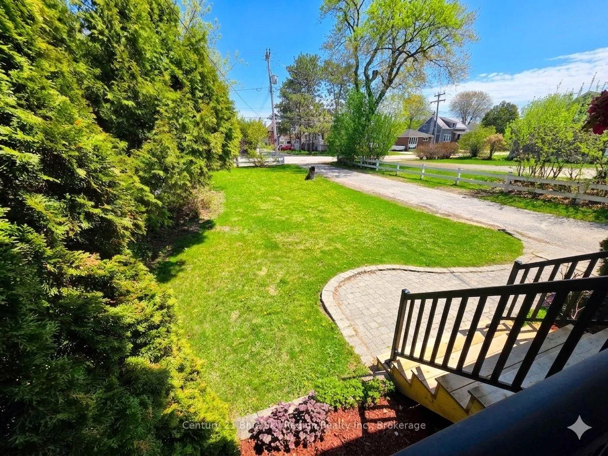 Photo 6 of 935 Leask Avenue, North Bay, Ferris — HOMEH