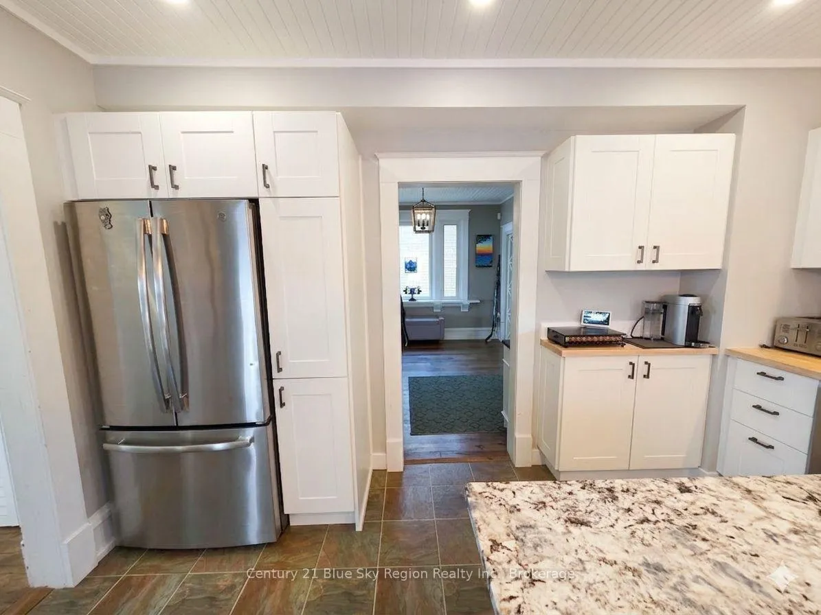 Photo 21 of 935 Leask Avenue, North Bay, Ferris — HOMEH