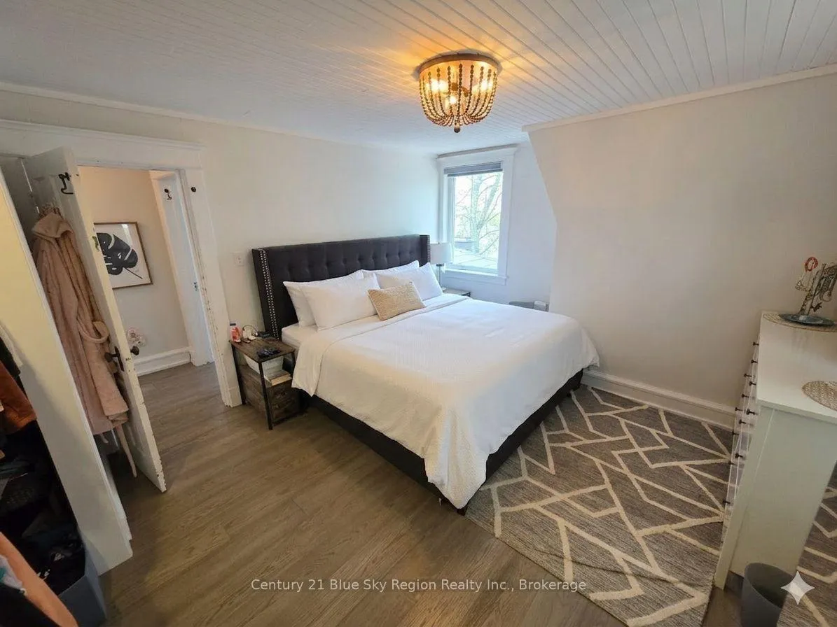 Photo 35 of 935 Leask Avenue, North Bay, Ferris — HOMEH