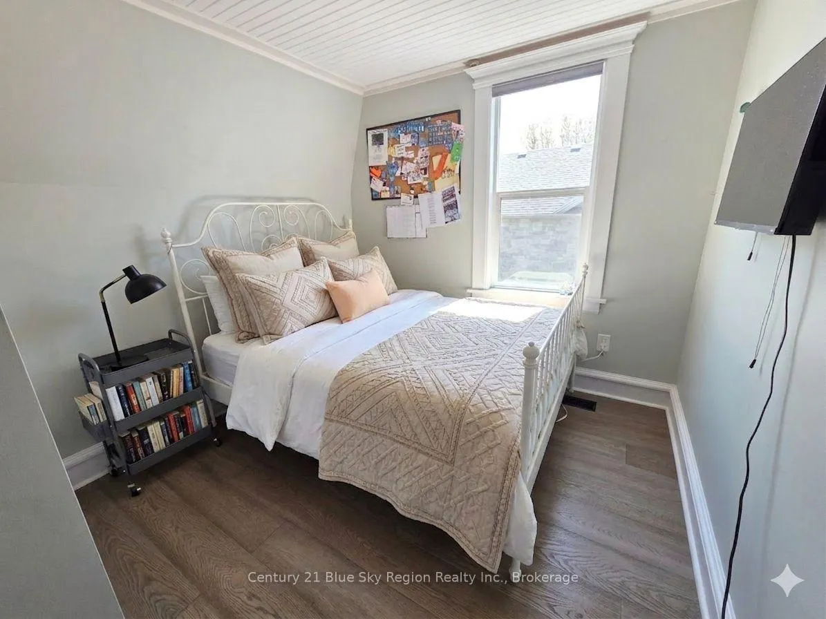 Photo 37 of 935 Leask Avenue, North Bay, Ferris — HOMEH