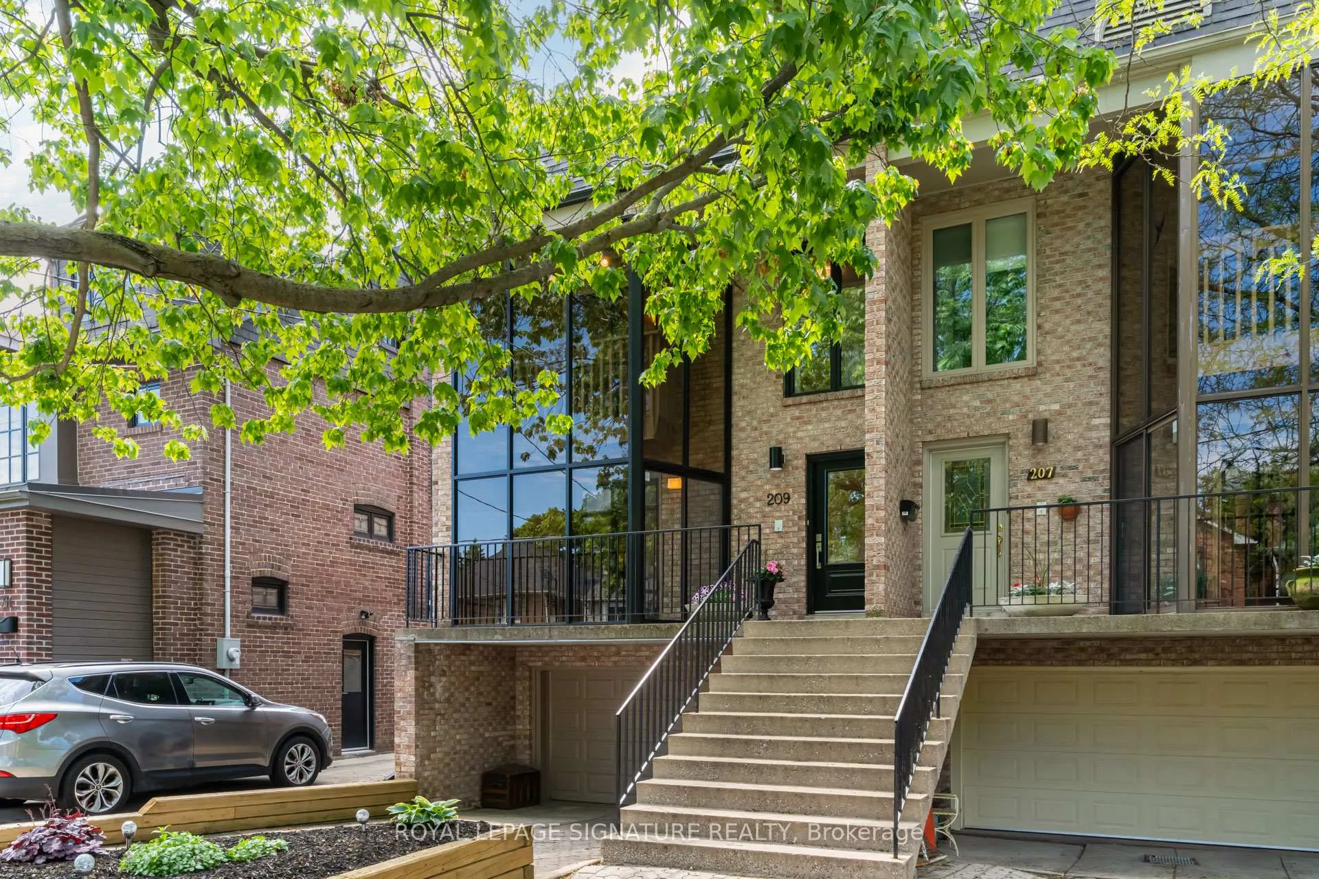 Photo 1 of 209 Ranleigh Avenue, Toronto, Lawrence Park North — HOMEH