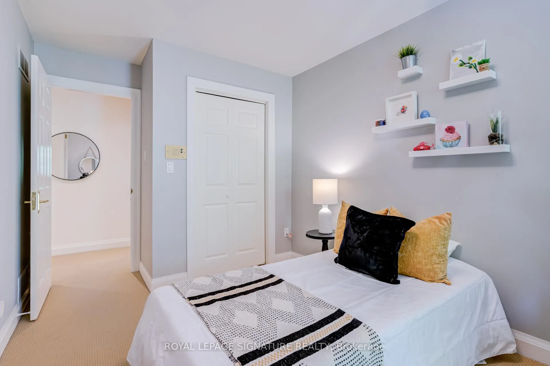 Photo 25 of 209 Ranleigh Avenue, Toronto, Lawrence Park North — HOMEH