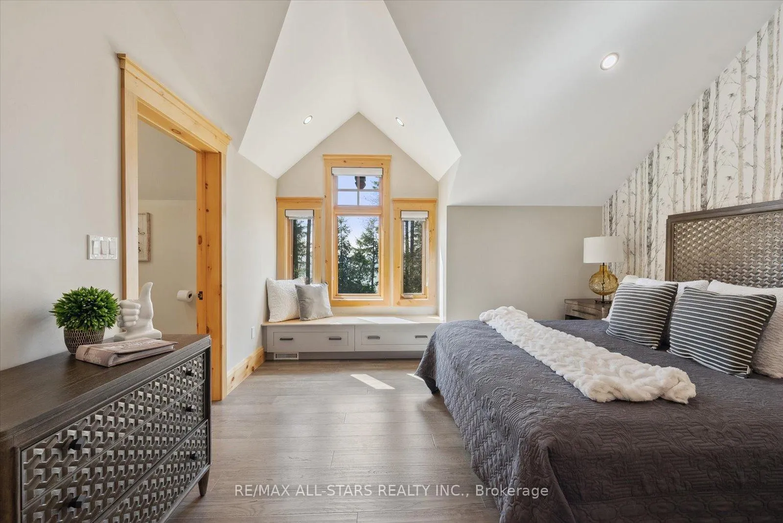 Photo 28 of 27440 Cedarhurst Beach Road, Brock, Rural Brock — HOMEH