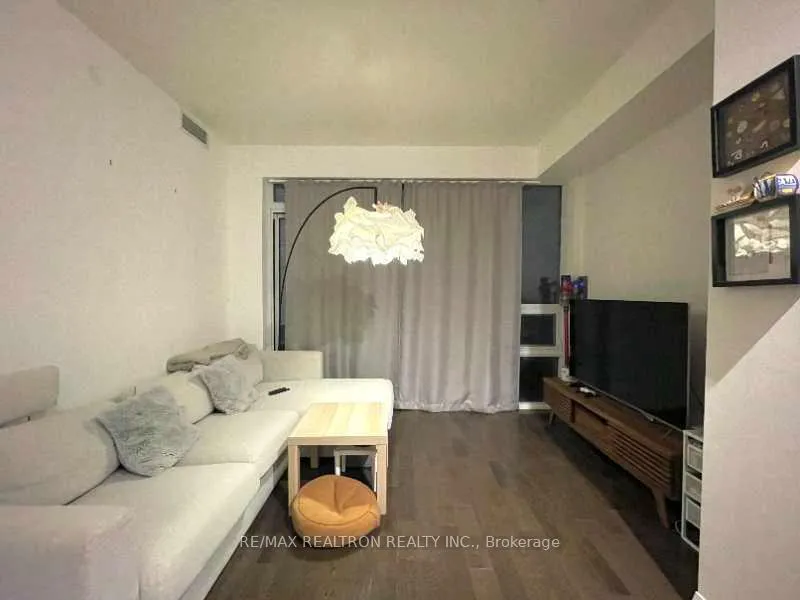 Photo 2 of Unit 1516, 460 Adelaide Street E, Toronto, Moss Park — HOMEH