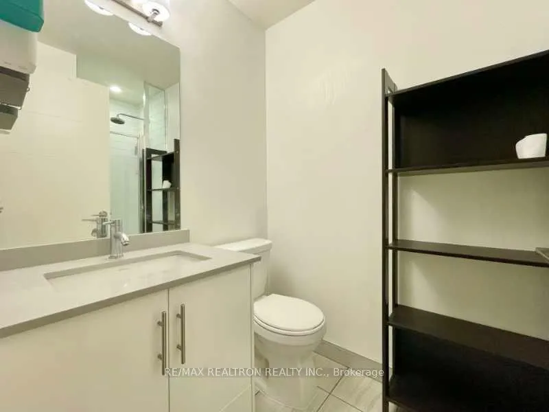 Photo 5 of Unit 1516, 460 Adelaide Street E, Toronto, Moss Park — HOMEH