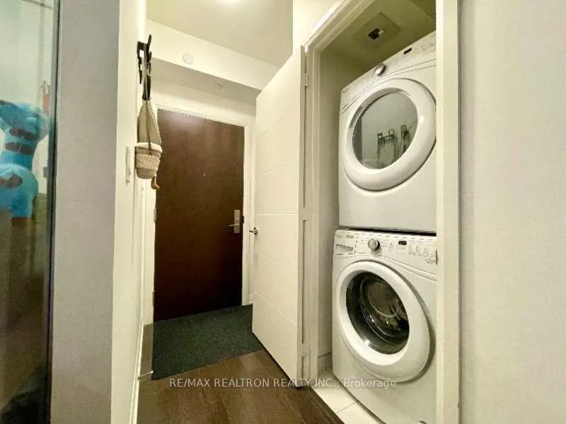 Photo 7 of Unit 1516, 460 Adelaide Street E, Toronto, Moss Park — HOMEH