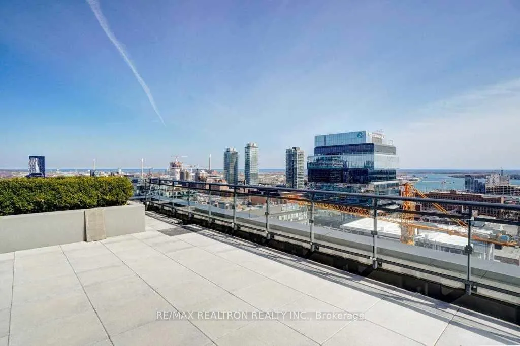 Photo 13 of Unit 1516, 460 Adelaide Street E, Toronto, Moss Park — HOMEH