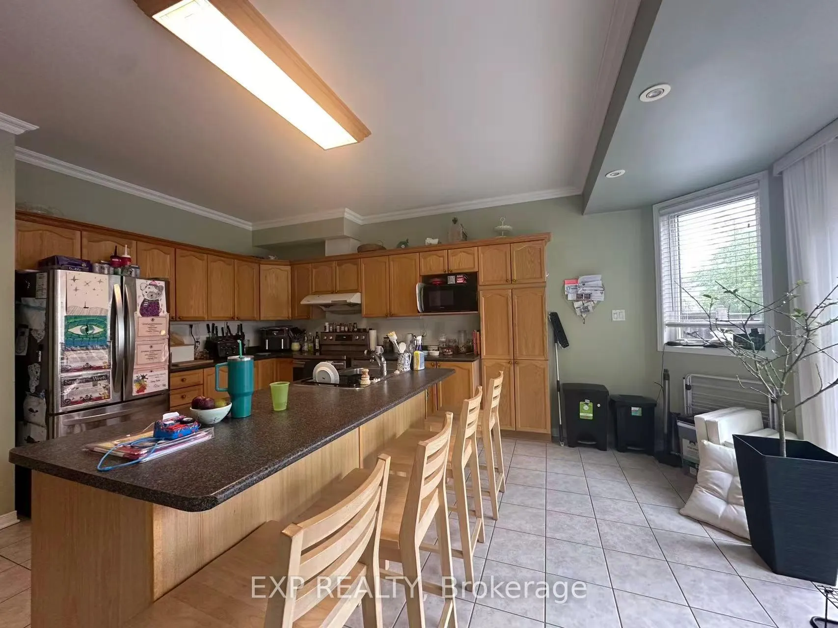Photo 3 of 256 Scout Street, Ottawa, Central Park — HOMEH
