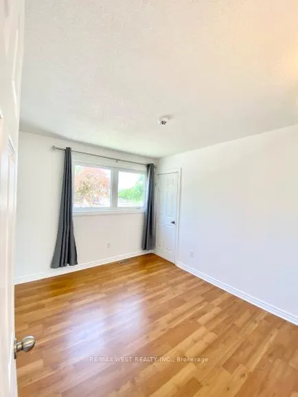 Photo 10 of 81 Seaborn Road, Brampton, Madoc — HOMEH
