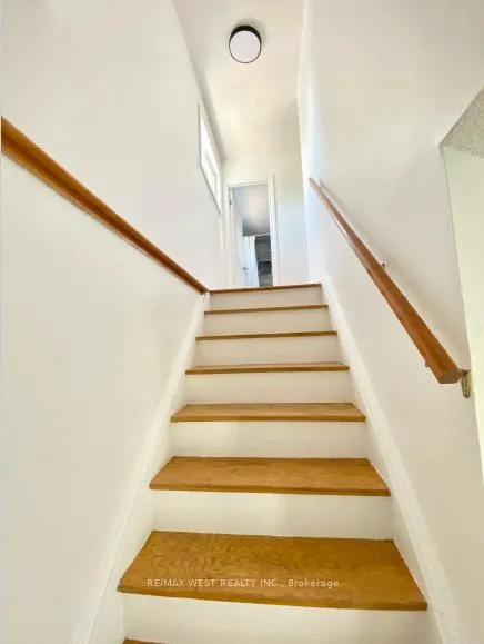 Photo 17 of 81 Seaborn Road, Brampton, Madoc — HOMEH