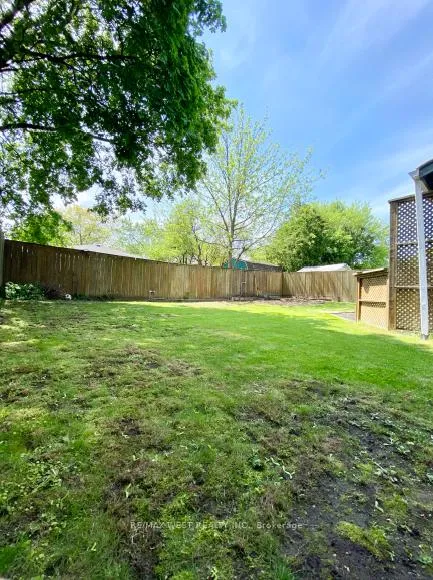 Photo 28 of 81 Seaborn Road, Brampton, Madoc — HOMEH
