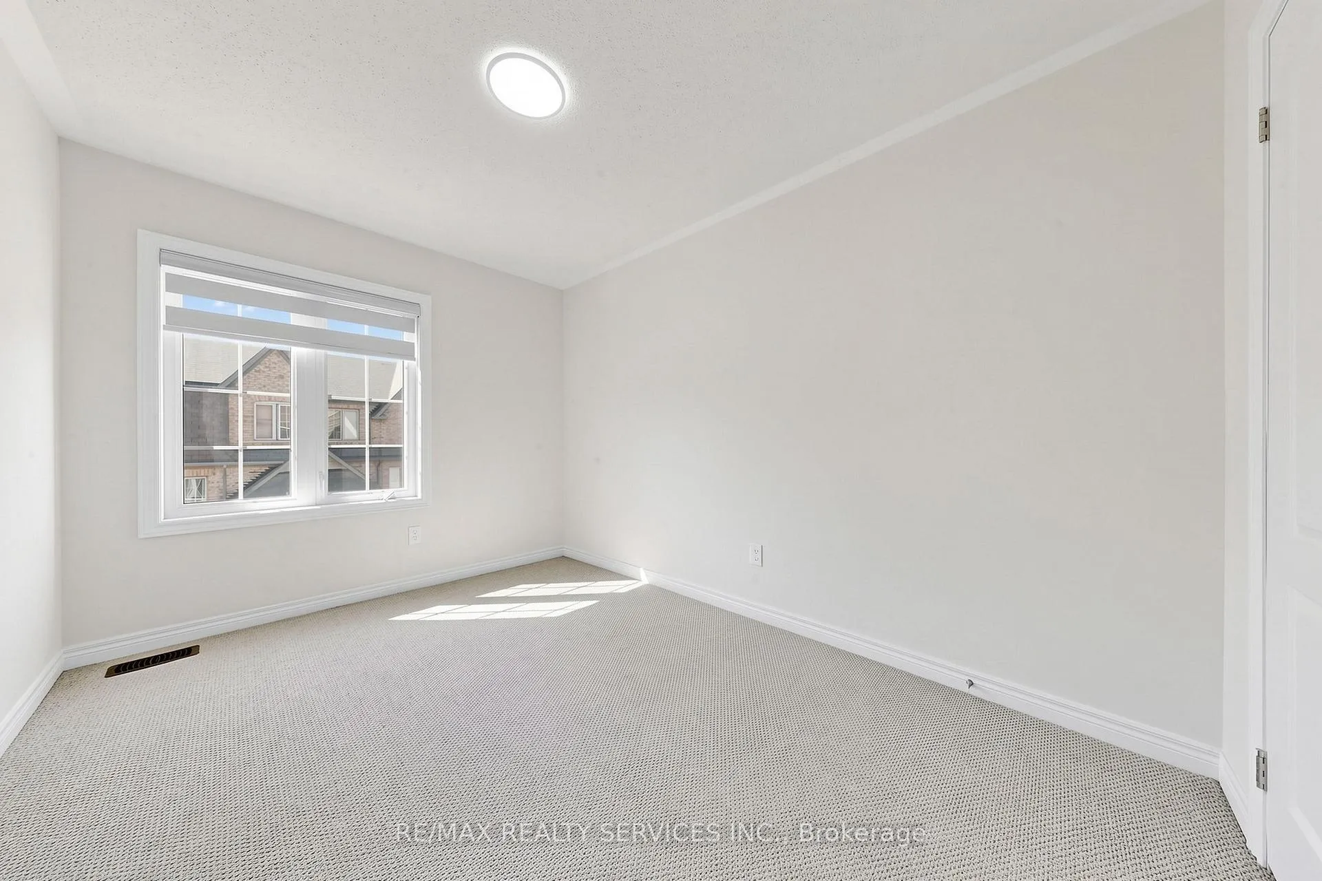 Photo 37 of 19 Sea Drifter Crescent, Brampton, Bram East — HOMEH
