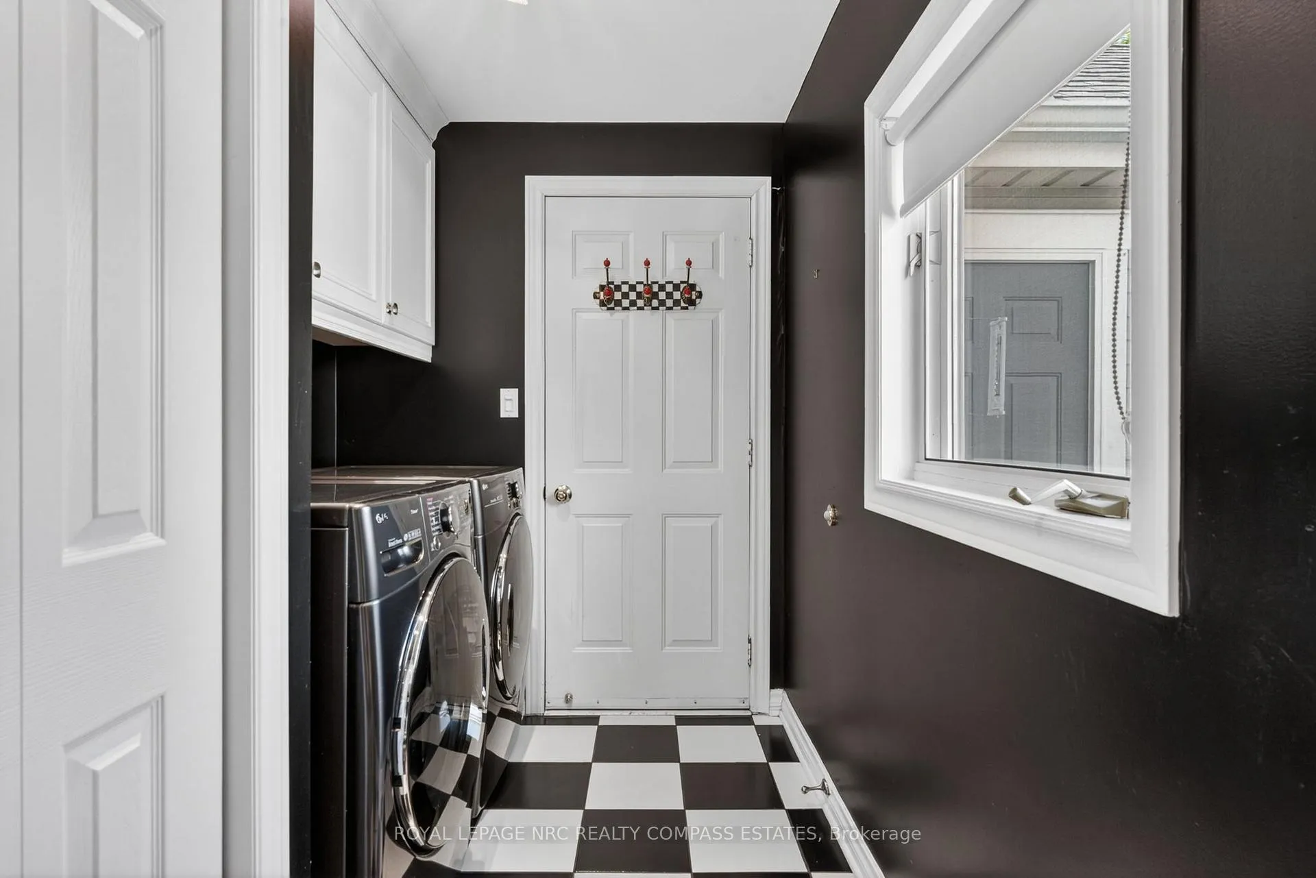 Photo 13 of Unit Unit 15, 1 Lakeside Drive, St. Catharines, Port Weller — HOMEH