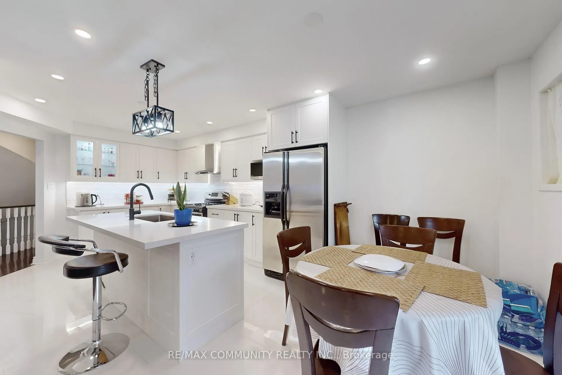 Photo 15 of 71 Hibbard Drive, Ajax, Central — HOMEH
