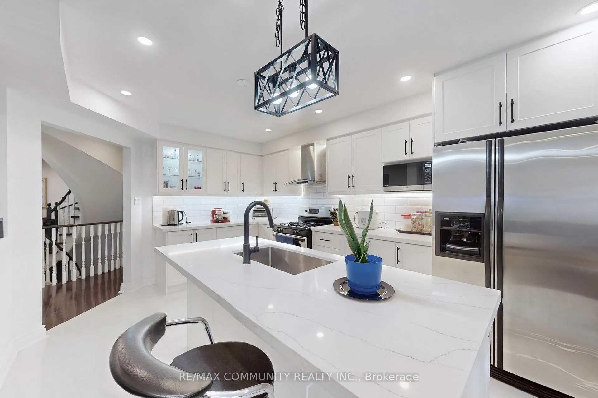 Photo 16 of 71 Hibbard Drive, Ajax, Central — HOMEH