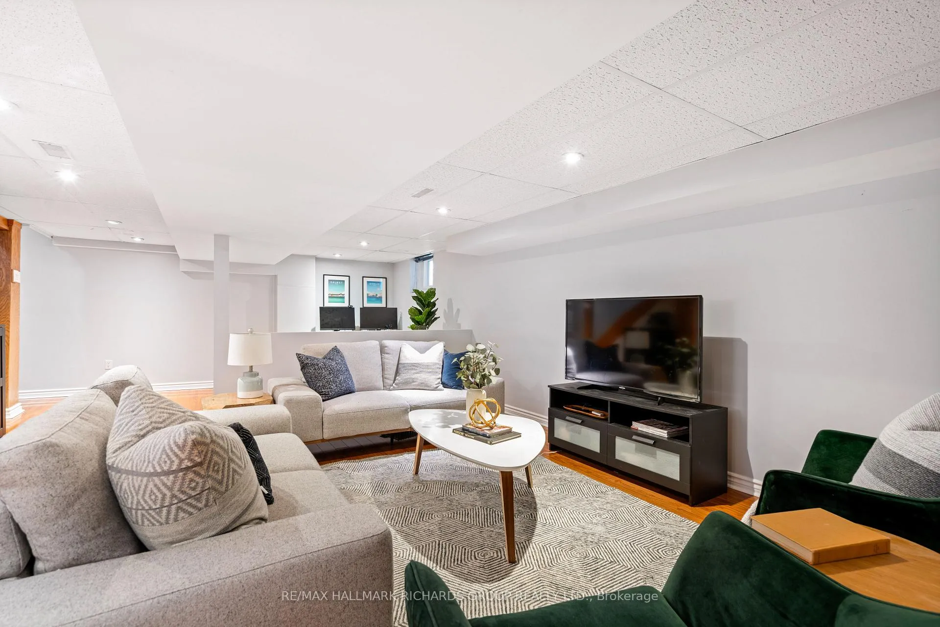 Photo 17 of 43 Sharpe Street, Scarborough, Birchcliffe-Cliffside — HOMEH