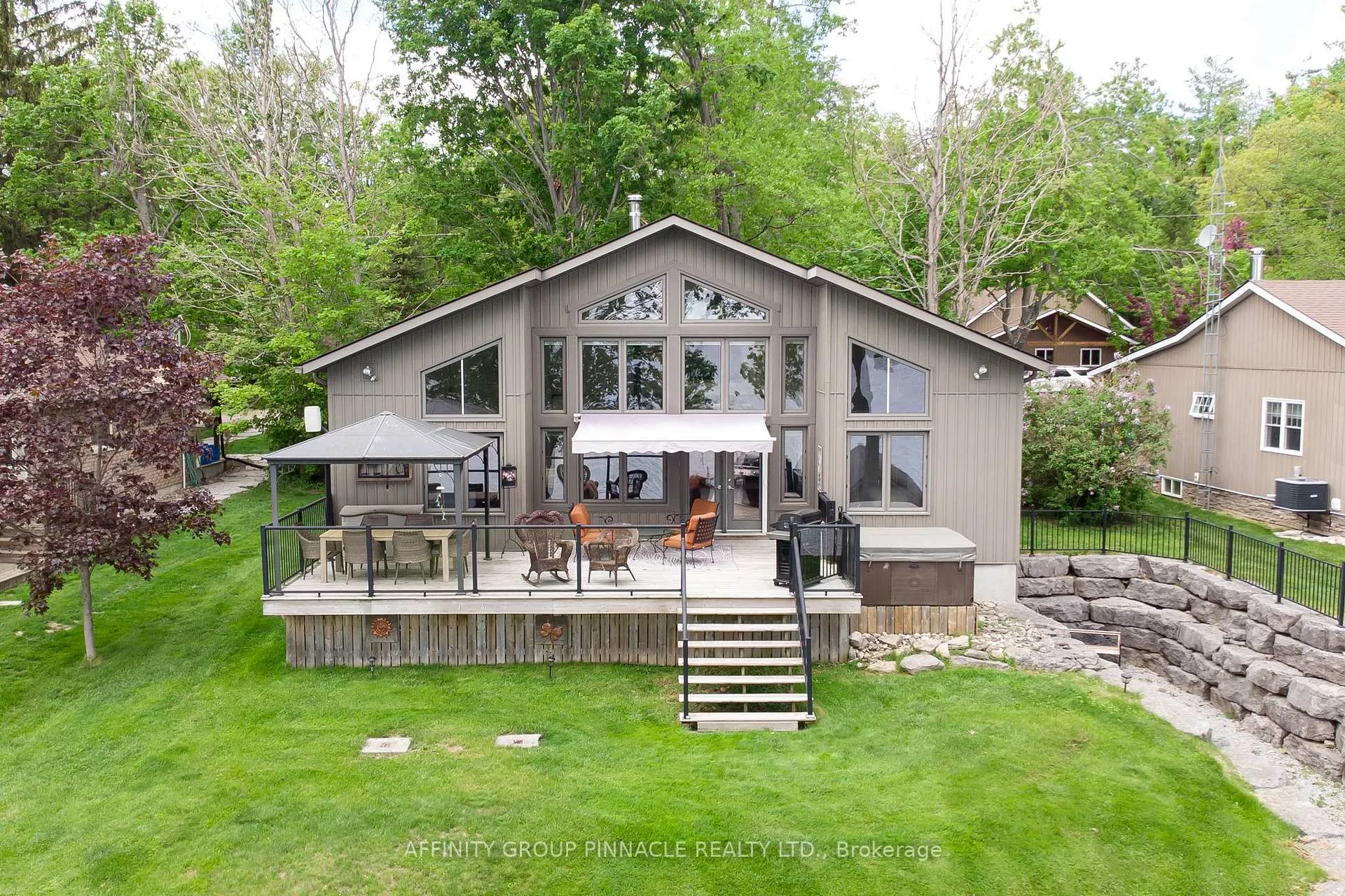 Photo 1 of 18 Miller Road, Kawartha Lakes, Fenelon — HOMEH
