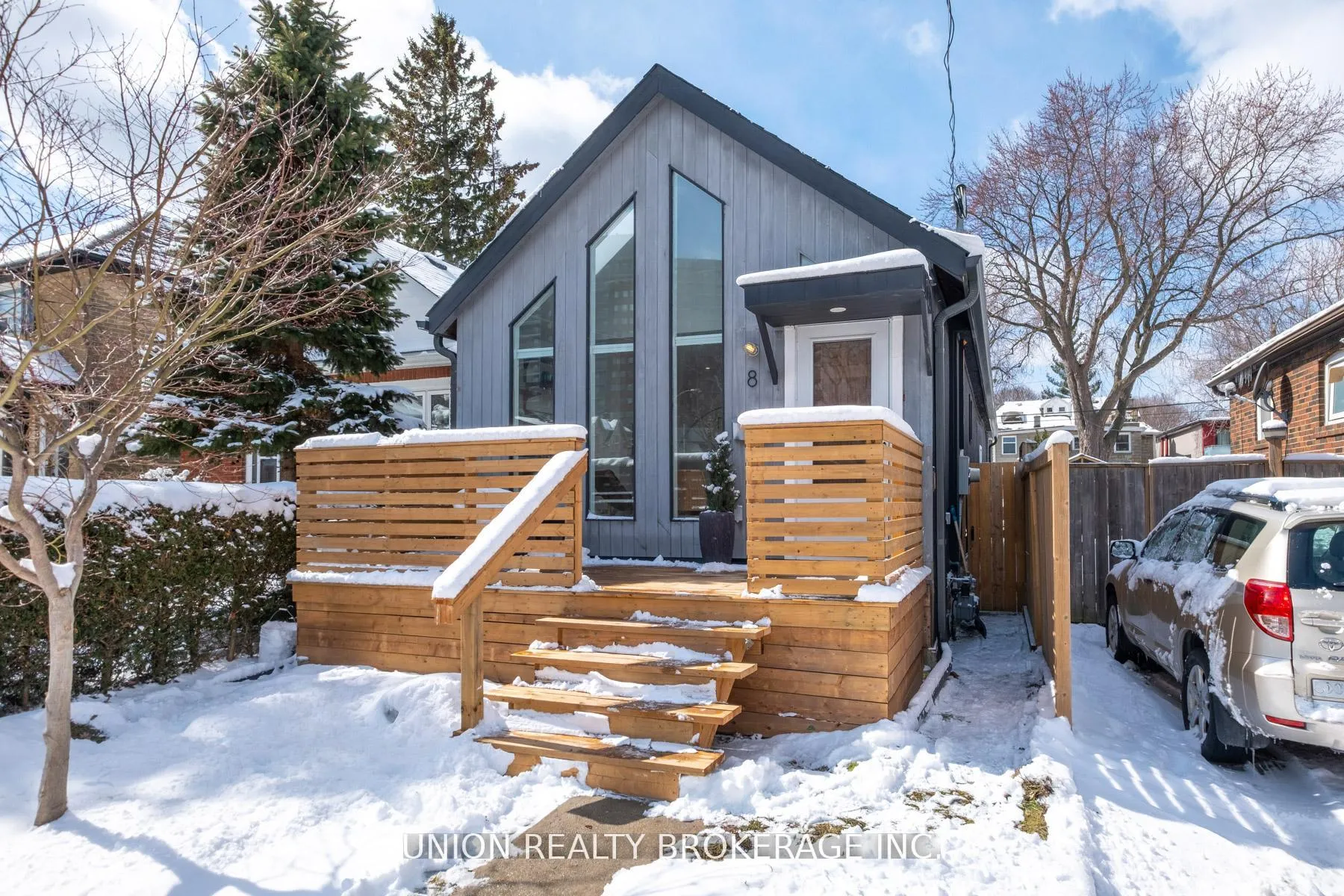 Photo 7 of 8 Bryant Avenue, Toronto, Crescent Town — HOMEH