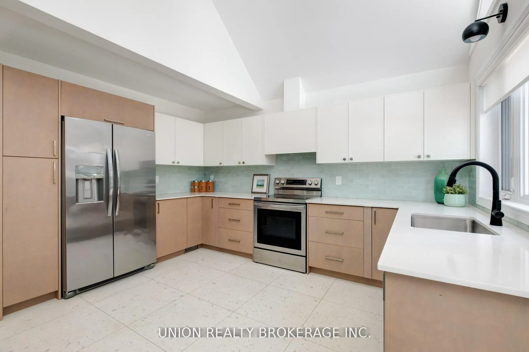 Photo 11 of 8 Bryant Avenue, Toronto, Crescent Town — HOMEH