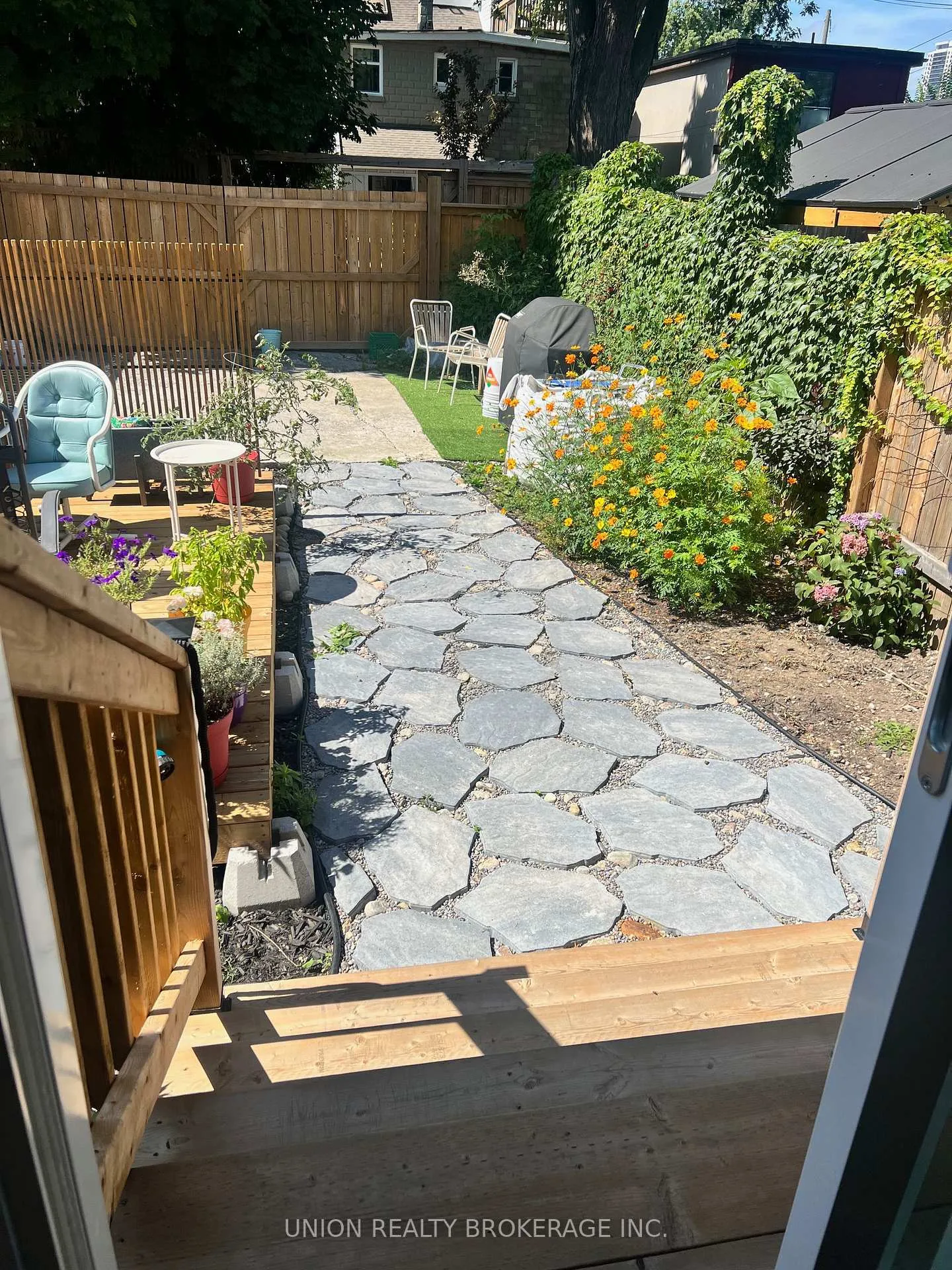 Photo 32 of 8 Bryant Avenue, Toronto, Crescent Town — HOMEH